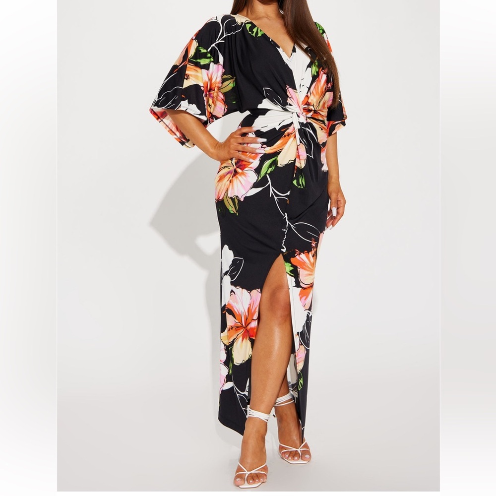 Fashion Nova Floral dress L